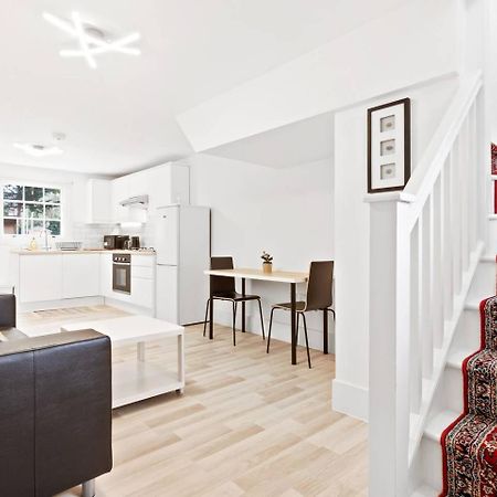 Airy Spacious 1 Bedroom Aprtment With Garden In Brixton London Bagian luar foto