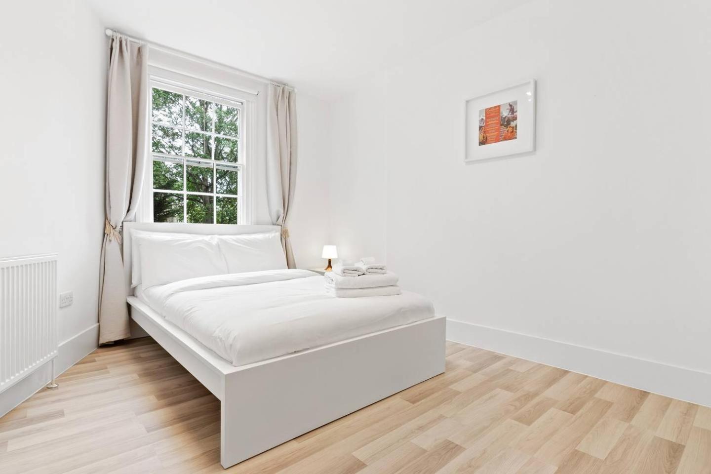Airy Spacious 1 Bedroom Aprtment With Garden In Brixton London Bagian luar foto